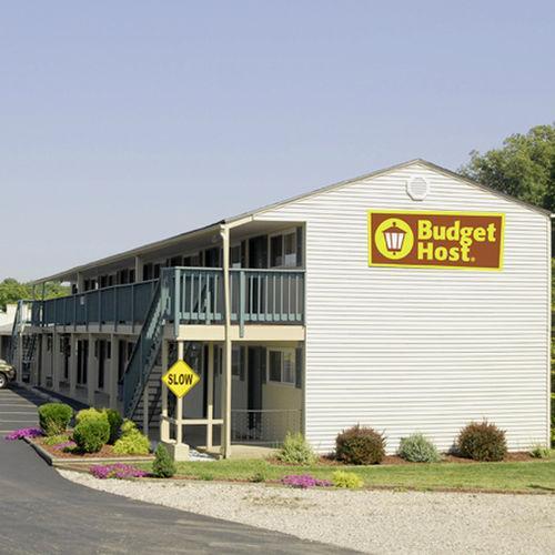 Lake Logan Inn Exterior photo