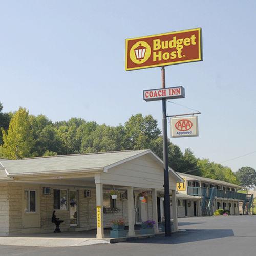 Lake Logan Inn Exterior photo